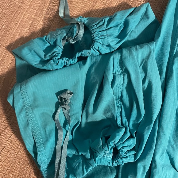 Lulu unlined studio pants size 10 - Picture 2 of 4